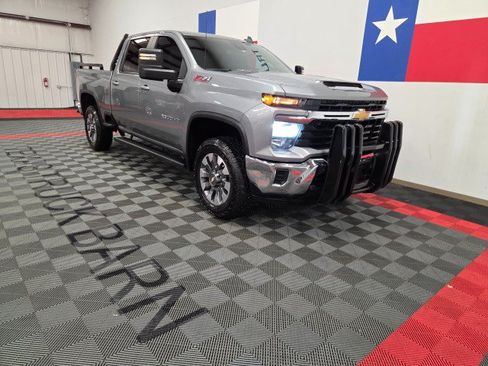 Used 2024 Chevrolet Silverado 2500 LT AWD/4WD image 23