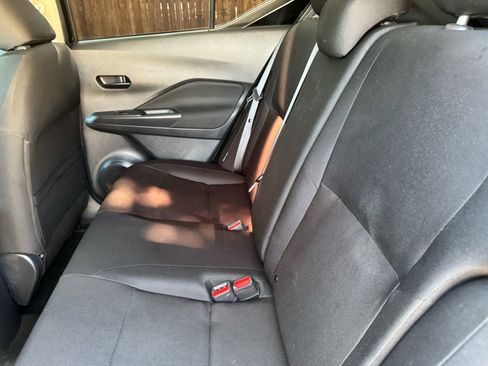 Used 2024 Nissan Kicks S image 28