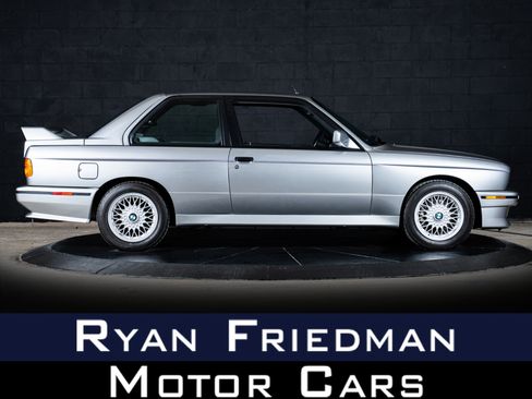 Used 1988 BMW M3 Coupe RWD image 1