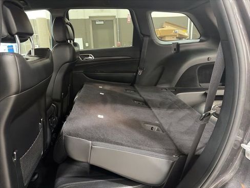 Used 2018 Jeep Grand Cherokee Altitude image 12