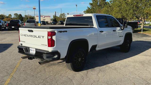 Used 2025 Chevrolet Silverado 2500 Custom AWD/4WD image 4