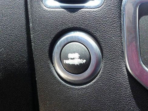 Used 2015 Land Rover LR4 HSE AWD/4WD image 18