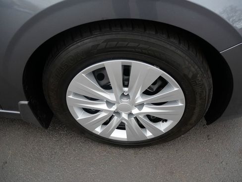 Used 2020 Nissan Sentra S image 33