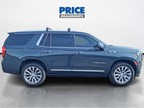 Used 2022 GMC Yukon Denali AWD/4WD image 4