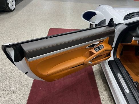 Used 2014 Porsche Cayman S image 28