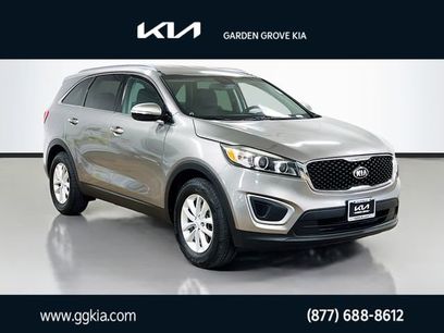 Used 2017 Kia Sorento LX w/ LX Convenience Package