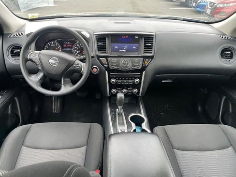 Used 2020 Nissan Pathfinder S AWD/4WD image 13