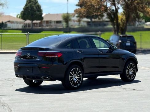 Used 2023 Mercedes-Benz GLC 300 4MATIC Coupe image 5