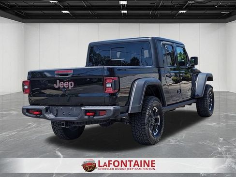Certified 2026 Jeep Gladiator Rubicon AWD/4WD image 5