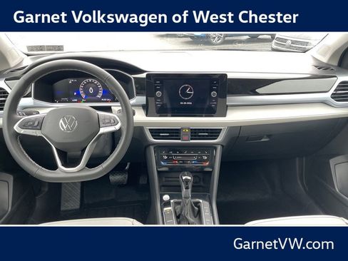 New 2026 Volkswagen Taos SE AWD/4WD image 12