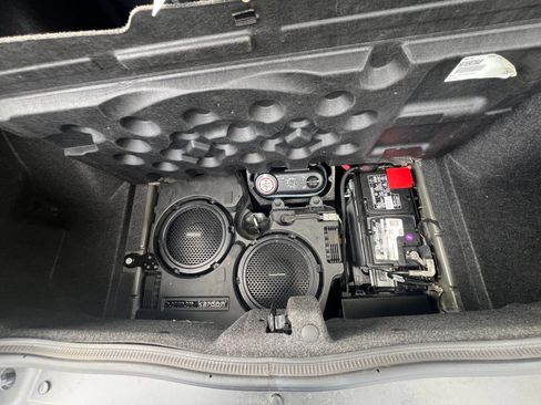 Used 2017 Dodge Challenger SRT Hellcat image 40