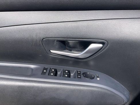 Used 2025 Hyundai Tucson SEL image 35