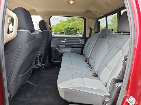 Used 2020 RAM 1500 Big Horn AWD/4WD image 10