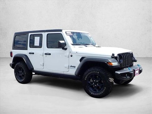 Used 2023 Jeep Wrangler Unlimited w/ Cold Weather Group AWD/4WD image 6