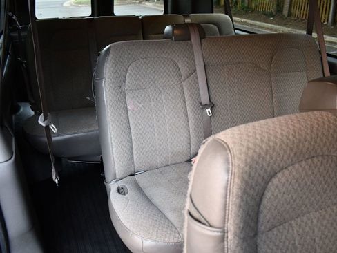 Used 2022 Chevrolet Express 3500 LS image 45