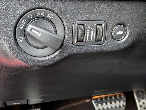 Used 2021 Dodge Challenger SRT Hellcat Redeye image 17