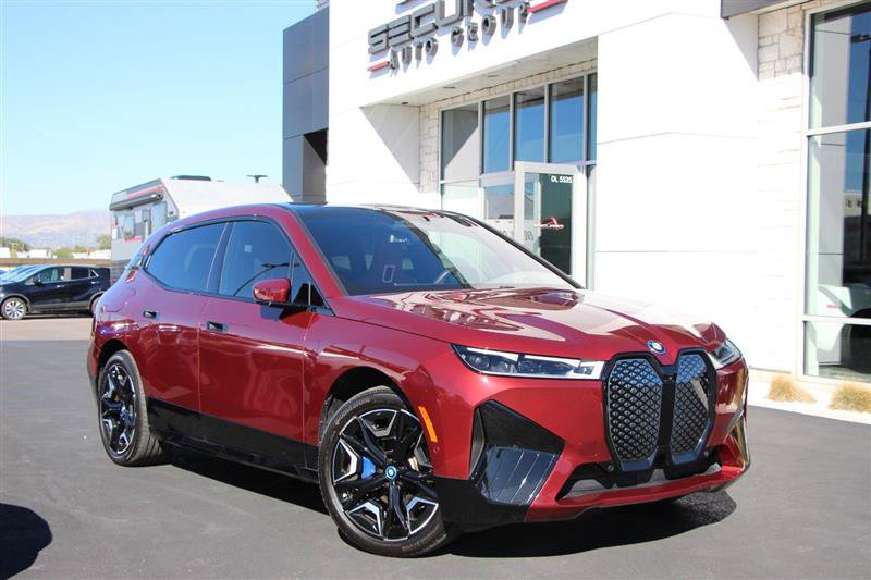 Used 2024 BMW iX xDrive50 w/ Premium Package AWD/4WD image 1