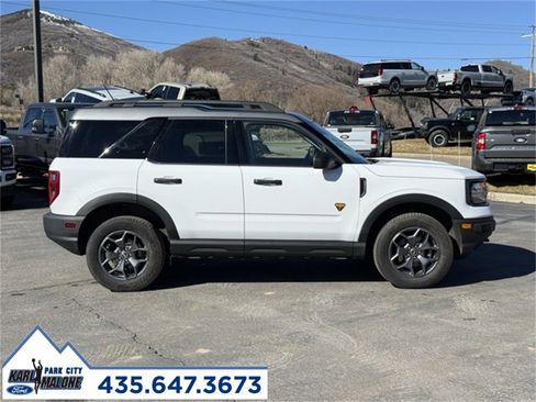 Used 2021 Ford Bronco Sport Badlands image 7