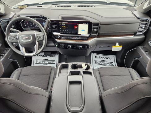 New 2026 GMC Sierra 2500 SLE image 10