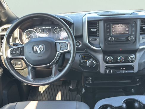 Used 2024 RAM 3500 Big Horn w/ Protection Group AWD/4WD image 17