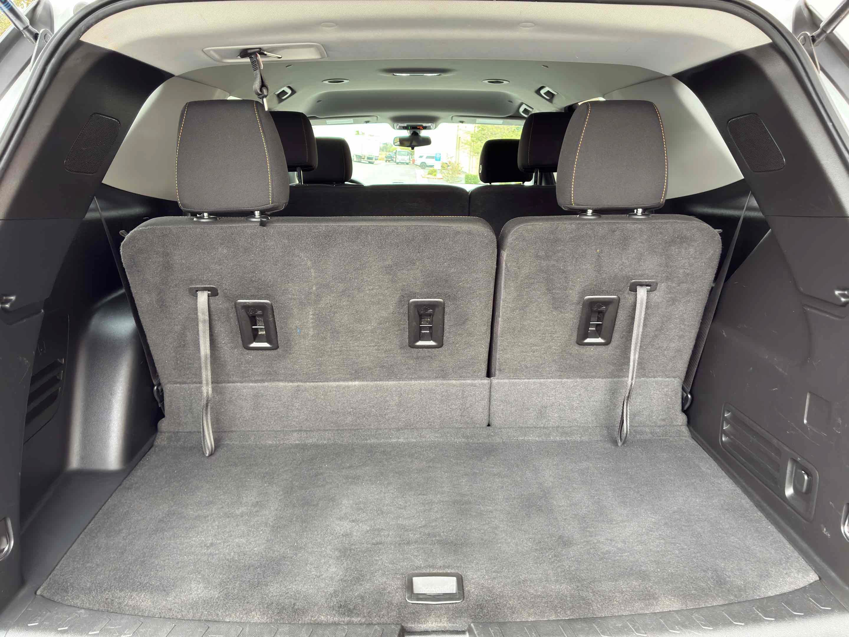 Used 2020 Chevrolet Traverse LS FWD image 57