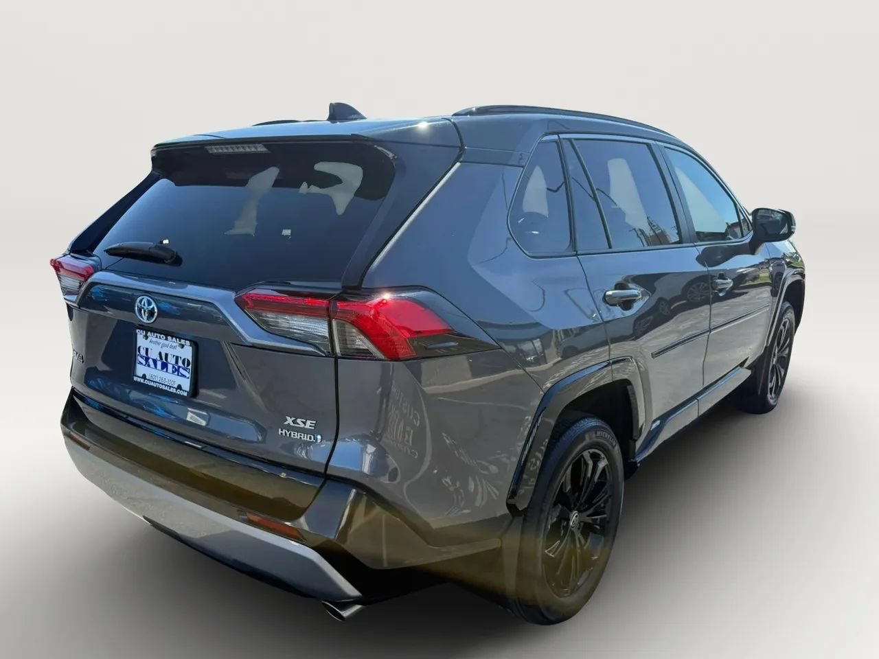 Used 2024 Toyota RAV4 XSE w/ Weather Package AWD/4WD image 3