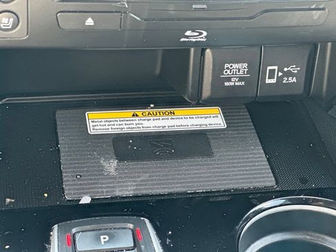 Used 2022 Honda Pilot Elite image 25