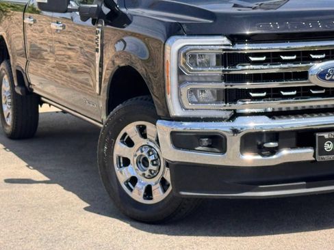 Used 2024 Ford F250 Lariat w/ Chrome Package AWD/4WD image 4