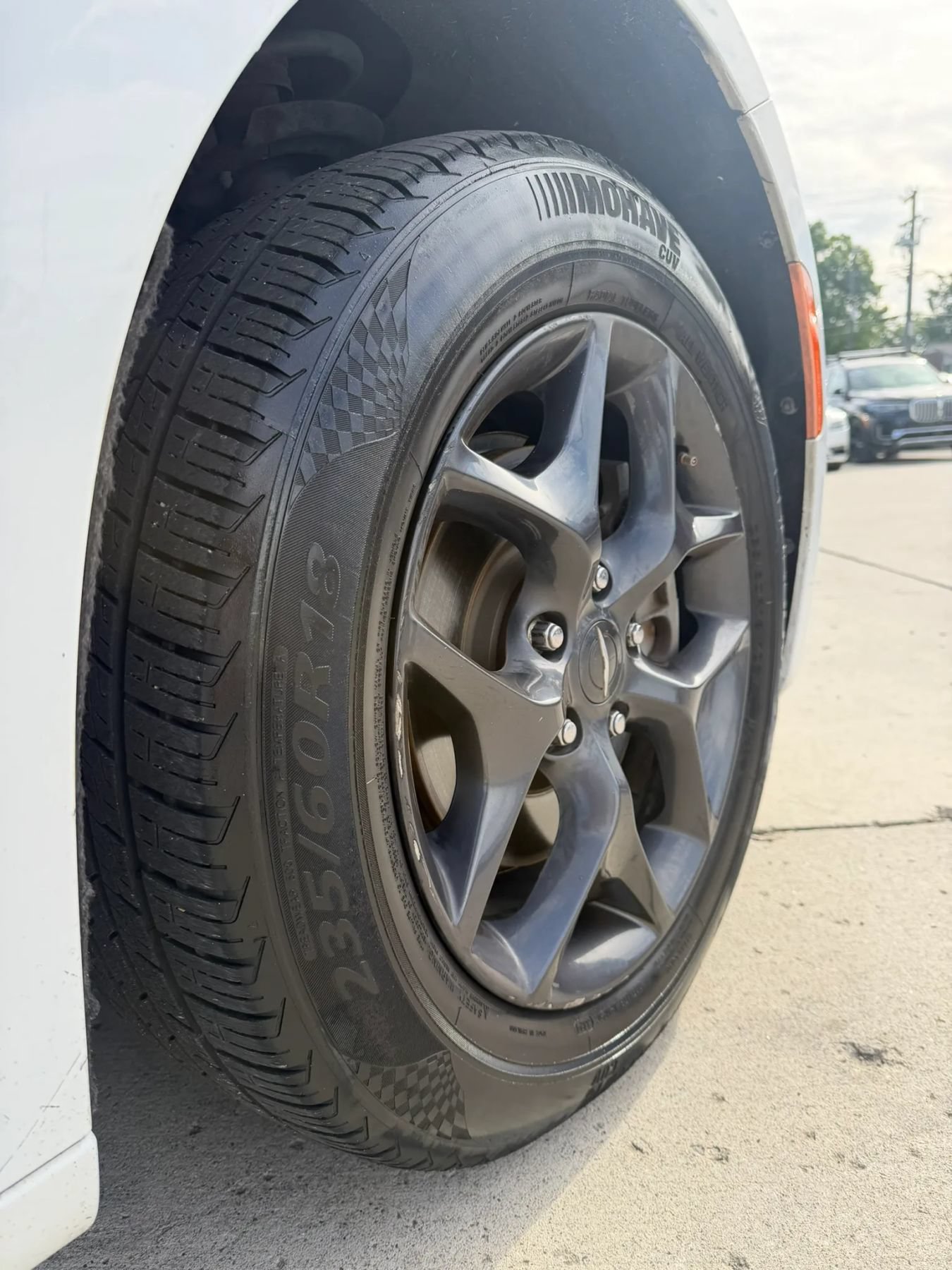 Used 2020 Chrysler Pacifica Touring w/ S Appearance Package FWD image 10
