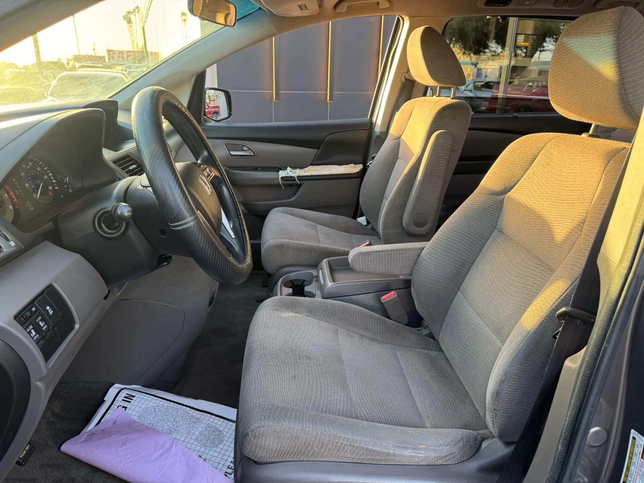 Used 2011 Honda Odyssey EX image 10