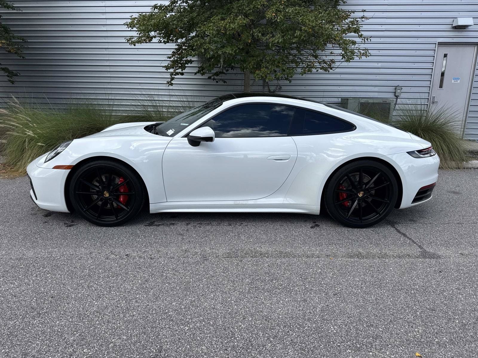 Used 2020 Porsche 911 Carrera S RWD image 2