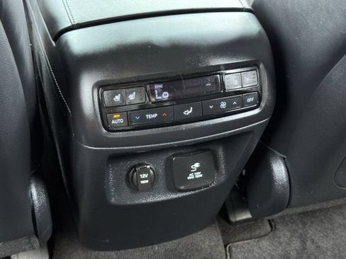 Used 2025 Hyundai Palisade Calligraphy AWD/4WD image 32