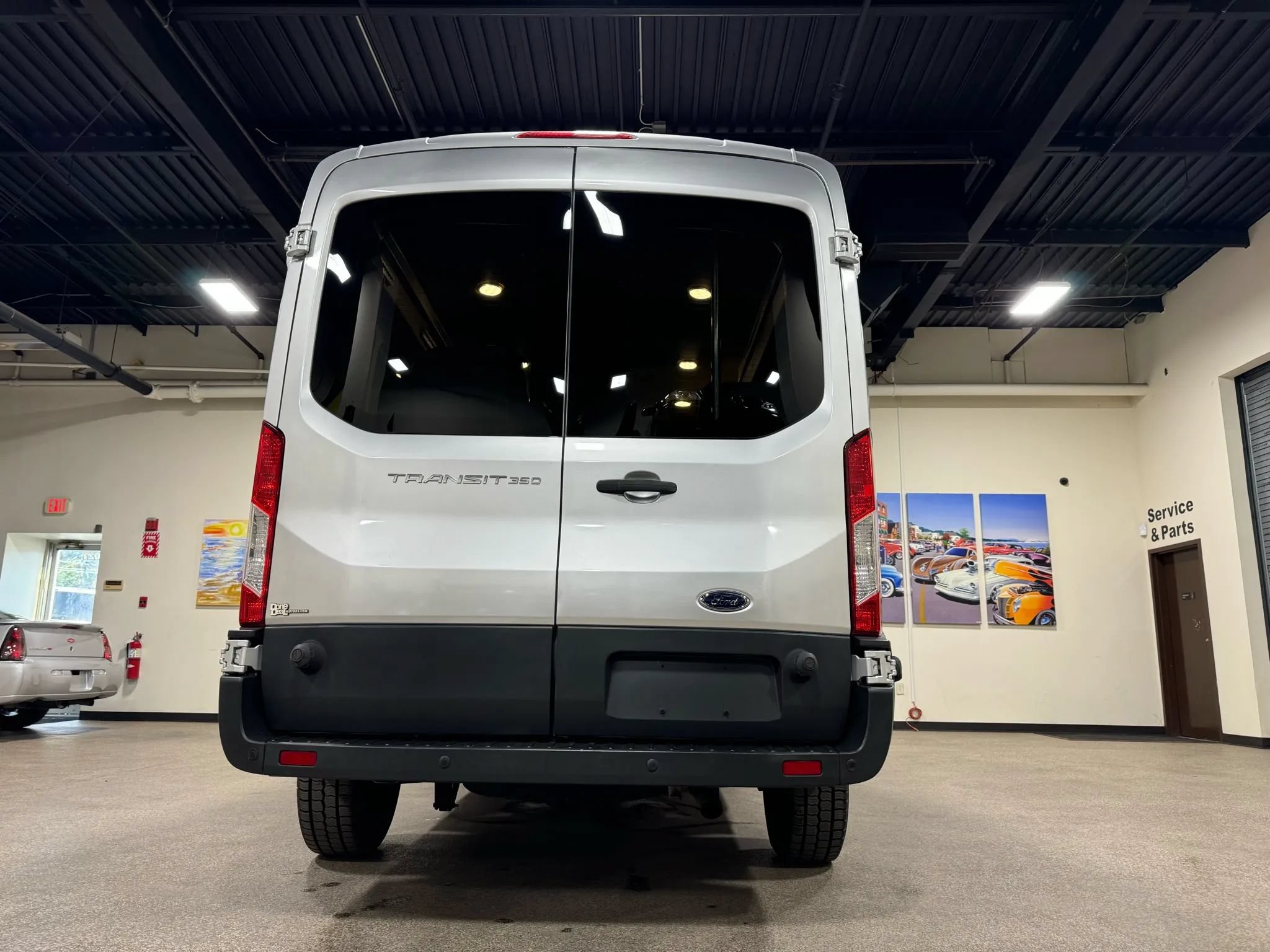 Used 2015 Ford Transit 350 148 Medium Roof RWD image 21