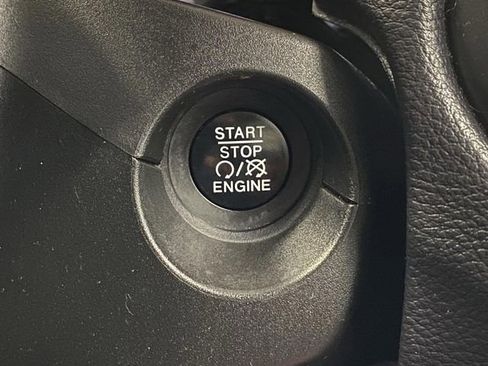 Used 2018 Jeep Compass Latitude w/ Popular Equipment Group image 25