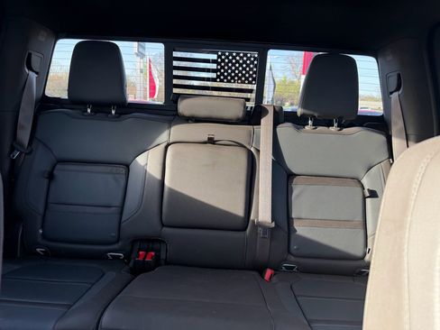 Used 2020 GMC Sierra 1500 Denali w/ Denali Ultimate Package image 9