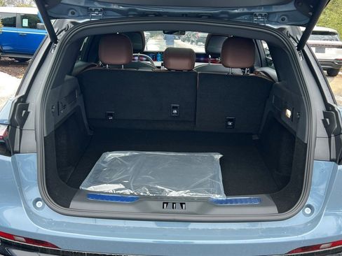 New 2026 Lincoln Nautilus Reserve image 12