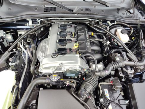 Used 2025 MAZDA MX-5 Miata Club image 9