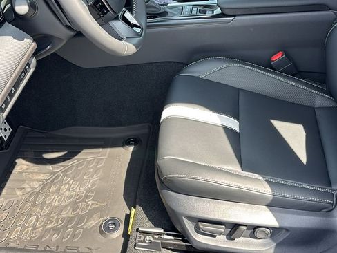 New 2026 Toyota Camry SE FWD image 22