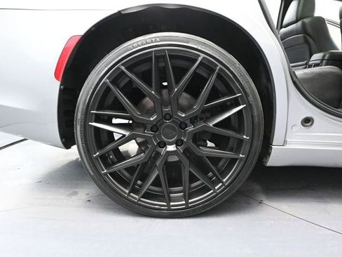 Used 2018 Chrysler 300 S w/ Beats Audio Group image 15