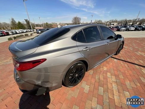 Used 2025 Toyota Camry SE image 36