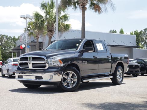 Used 2019 RAM 1500 Big Horn AWD/4WD image 1