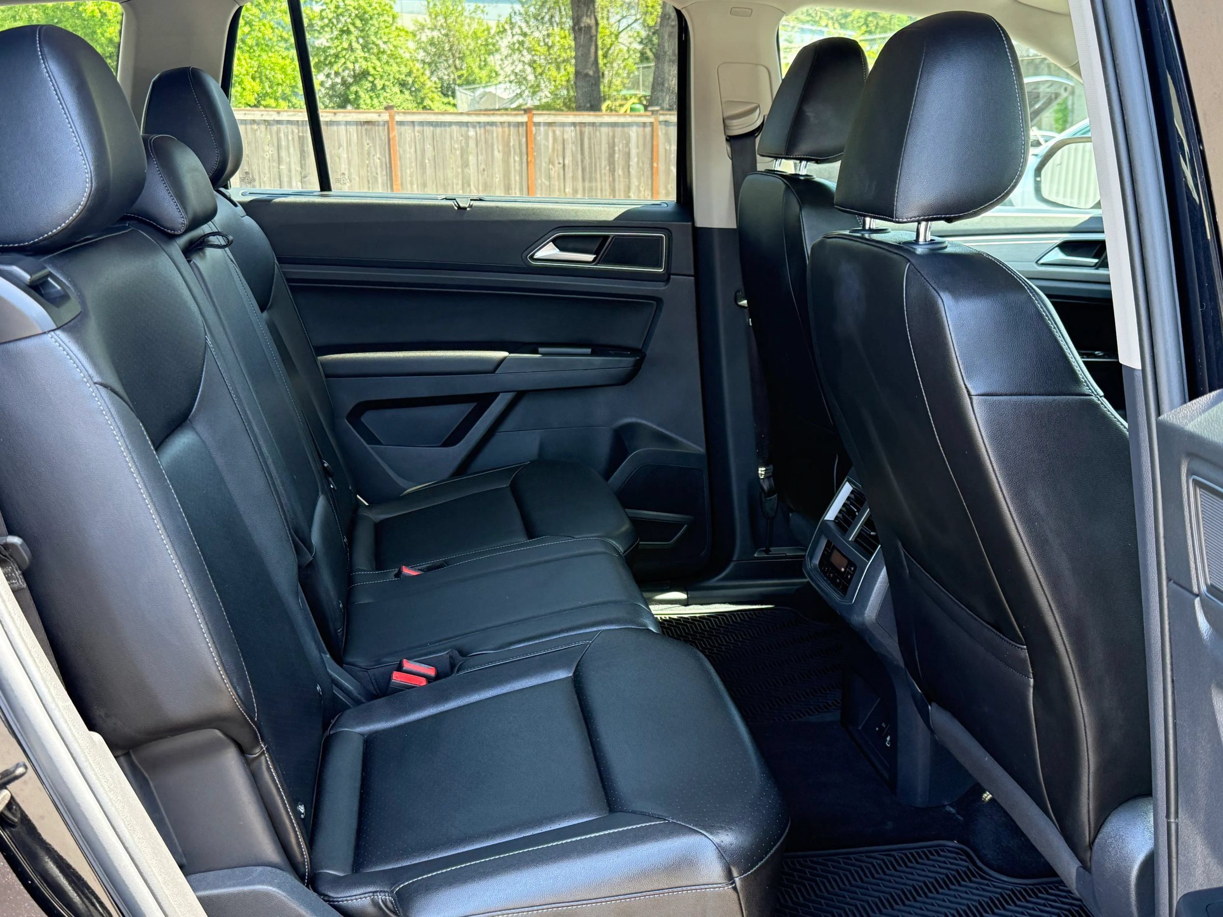 Used 2018 Volkswagen Atlas SE AWD/4WD image 35