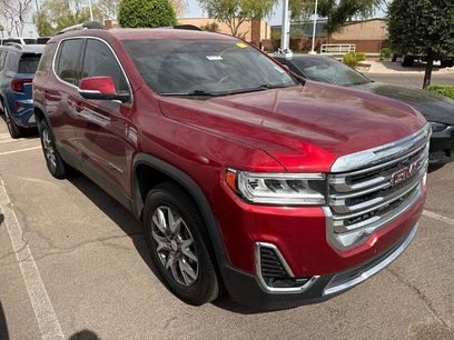 Used 2022 GMC Acadia SLT w/ Technology Package