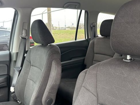 Used 2021 Honda Pilot EX image 13