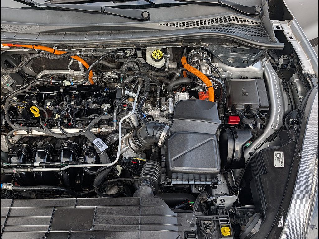 Certified 2020 Ford Escape SE Sport AWD/4WD image 36