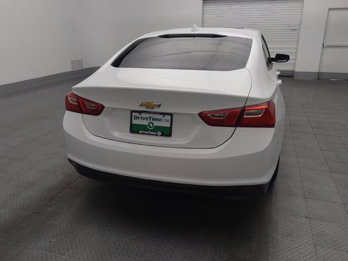 Used 2017 Chevrolet Malibu LT image 7