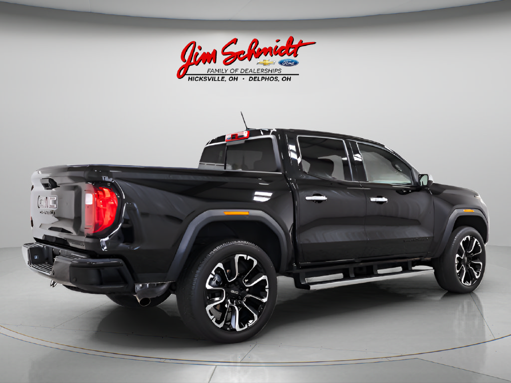 Used 2024 GMC Canyon Denali AWD/4WD image 6