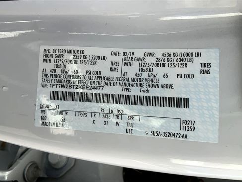 Used 2019 Ford F250 Lariat w/ Lariat Value Package image 35