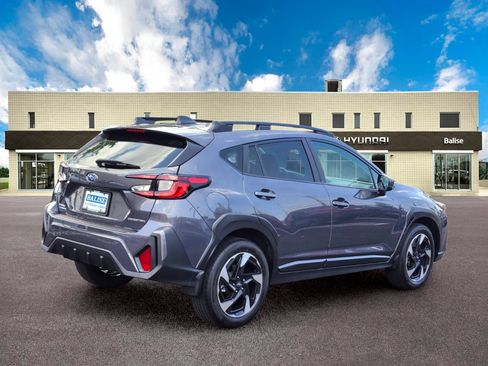 Used 2024 Subaru Crosstrek 2.5i Limited AWD/4WD image 3
