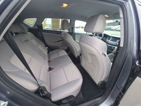 Used 2017 Hyundai Tucson Sport FWD image 30